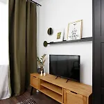 Modern Near Morii * 부쿠레슈티