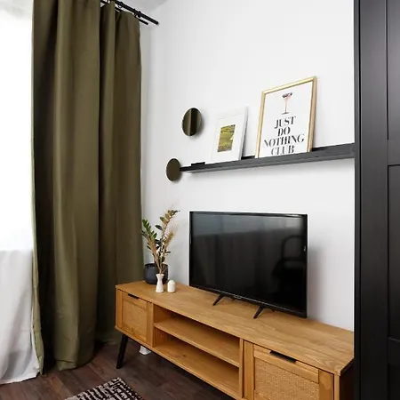 Modern Near Morii * Bukarest